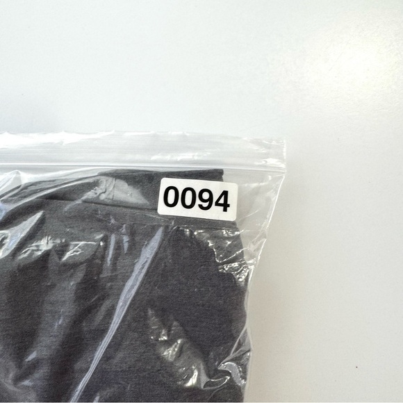 Dana Bachman Women’s Size 12 Grey Pull On Dress Pants Straight Leg Rayon Blend - Picture 10 of 10